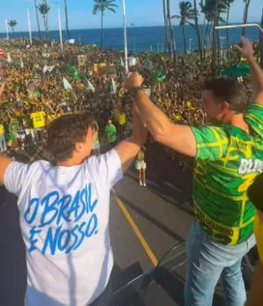 Nikolas e Flávio em evento em Salvador (BA) | Foto: Reprodução/ Instagram