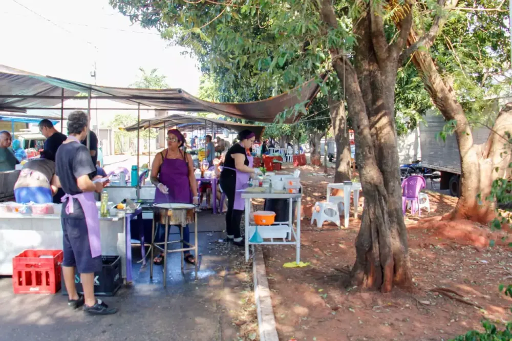 Feira no Santa Luiza (Foto: Juliano Almeida/Arquivo)